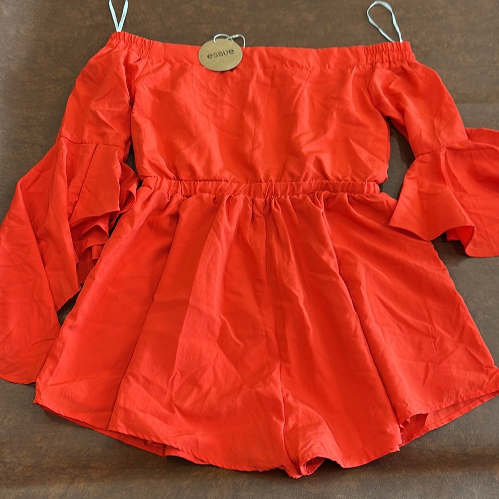Red Off-Shoulder Romper - Picture 3 of 4
